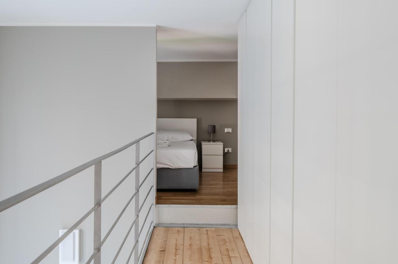 Amazing Milan Loft - 350 M Far From Dateo Station Luaran gambar